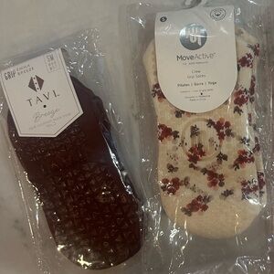 Grip Socks from Tavi and MoveActive